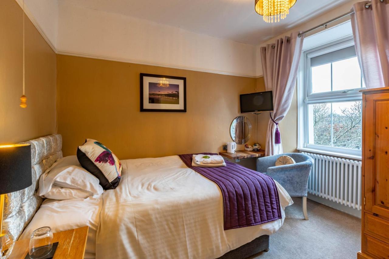 Holly Lodge Guest House With Free Off Site Health Club Windermere Buitenkant foto