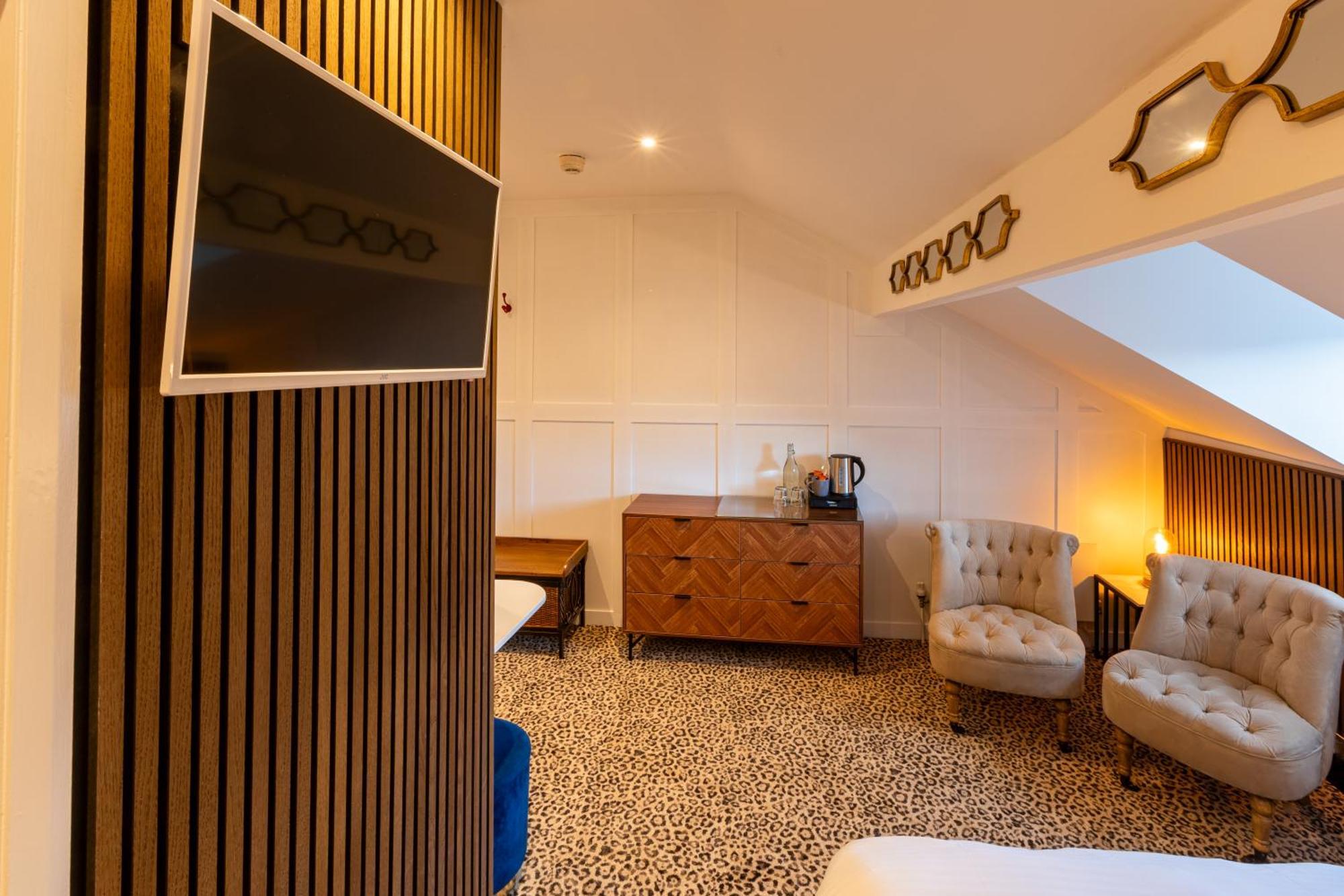 Holly Lodge Guest House With Free Off Site Health Club Windermere Buitenkant foto